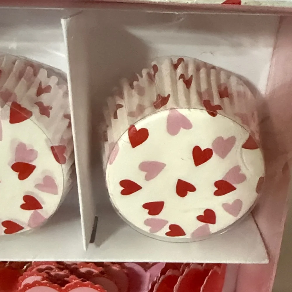 Meri Meri Heart Cupcake Kit with Pink and Red Accents Valentines Day